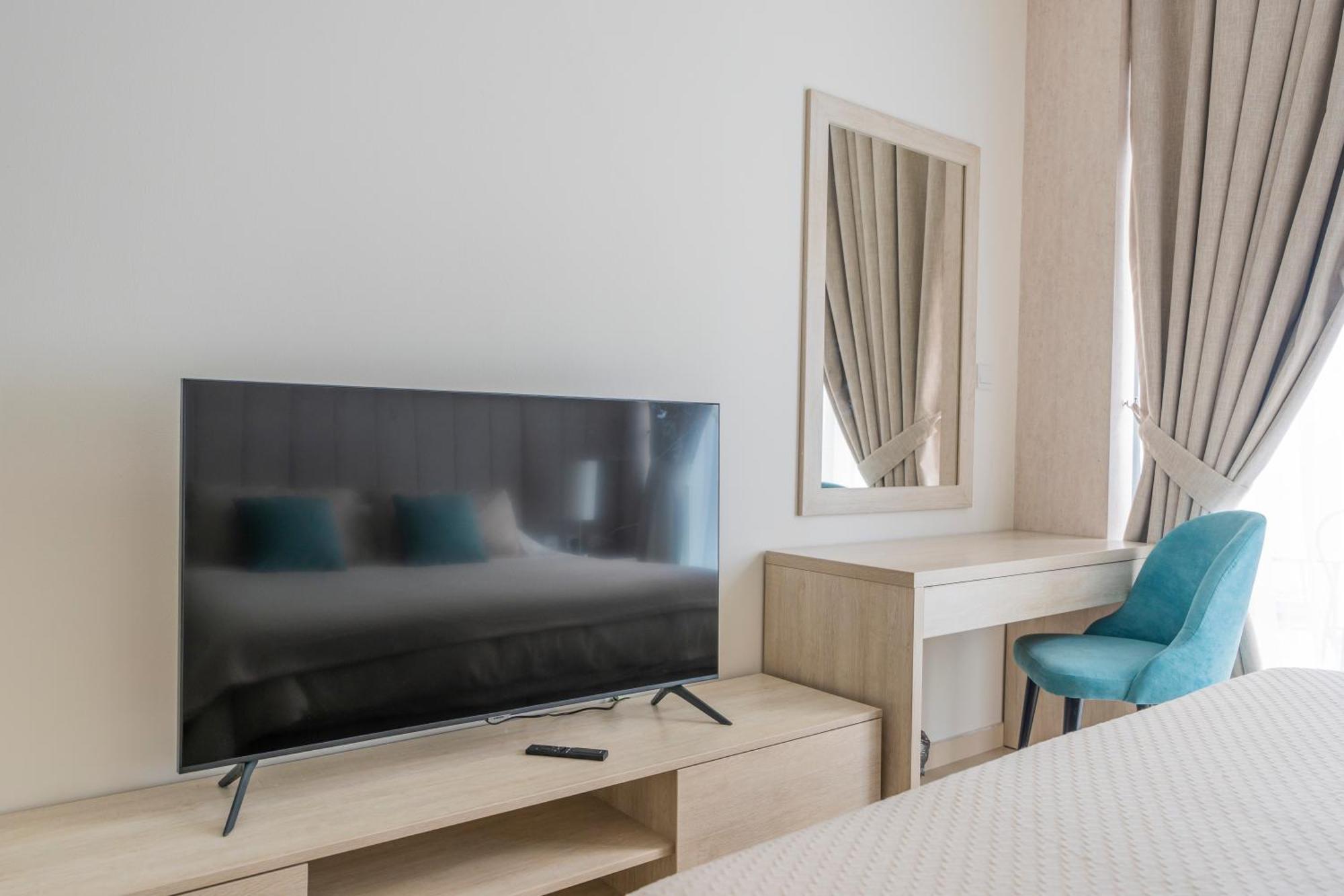 Studio With Pool And Private Beach Access On Palm Jumeirah Dubai Esterno foto
