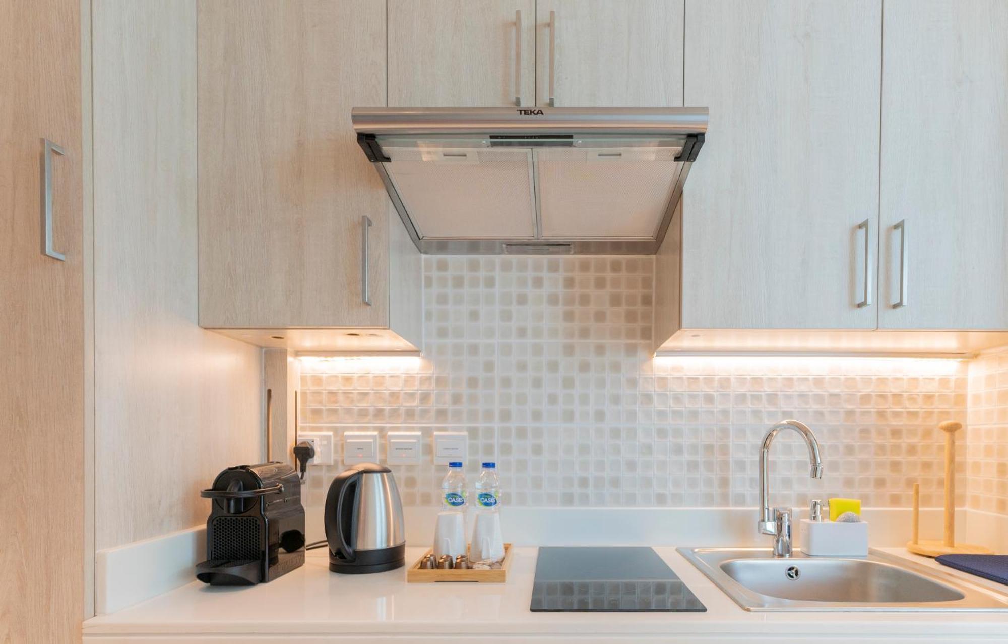 Studio With Pool And Private Beach Access On Palm Jumeirah Dubai Esterno foto